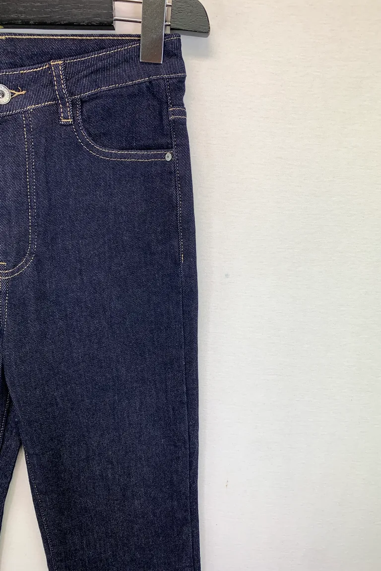Jeans - Image 2
