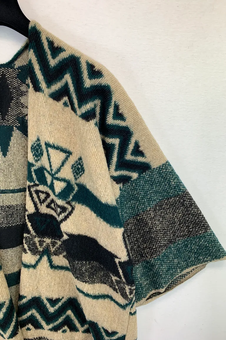 Poncho - Image 2