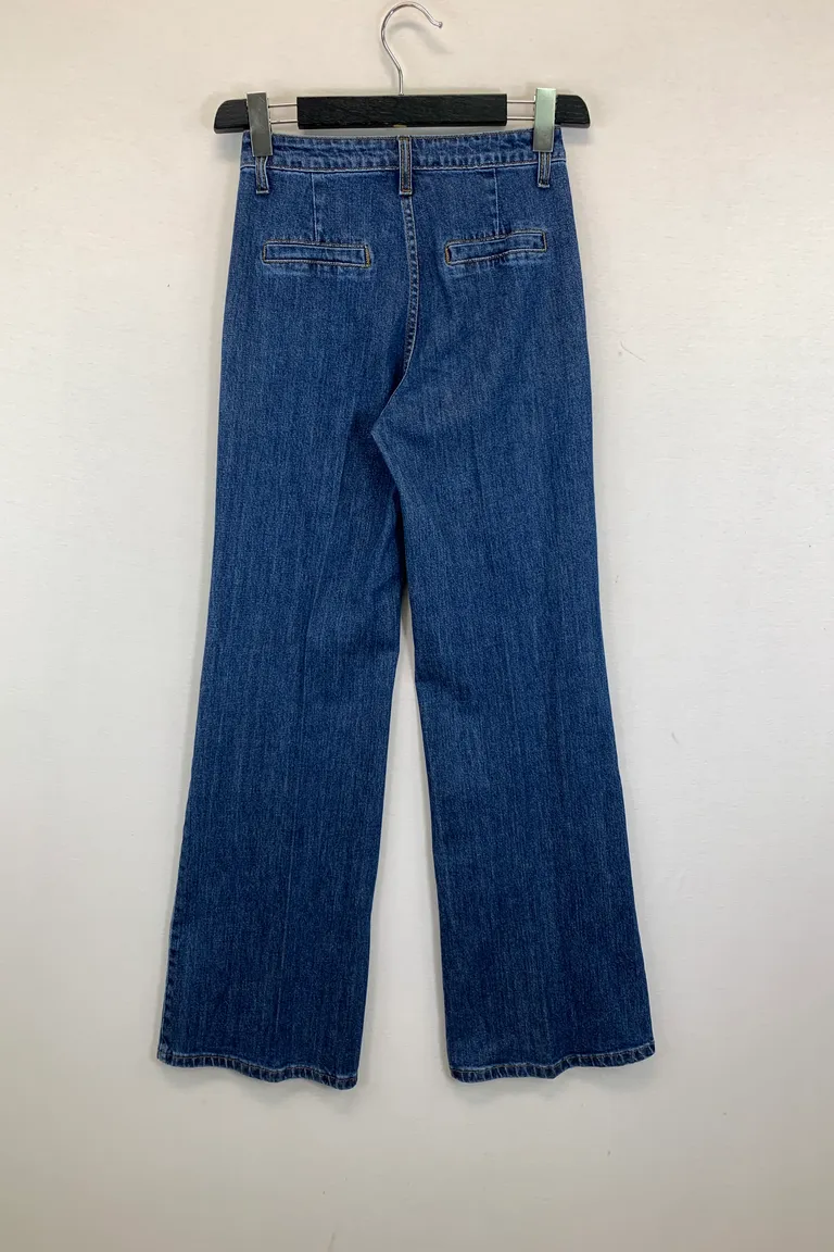 Jeans - Image 2
