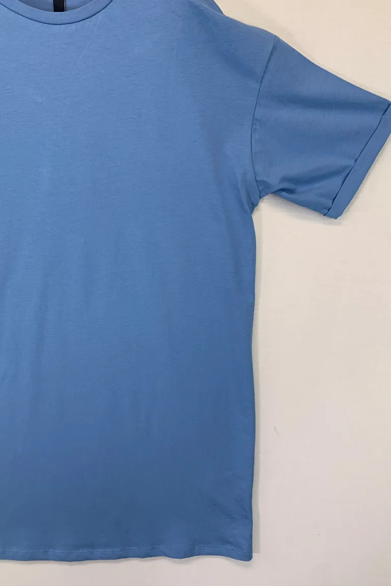 T-Shirt - Image 2