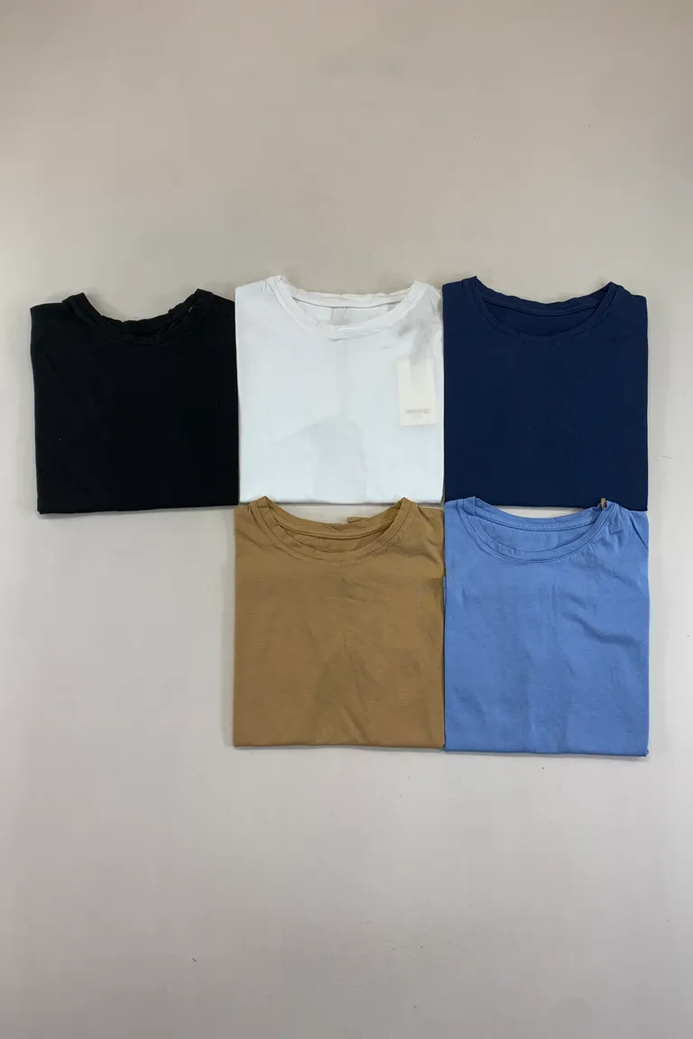 T-shirt - Image 2