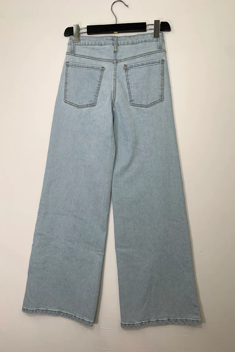 Jeans - Image 2
