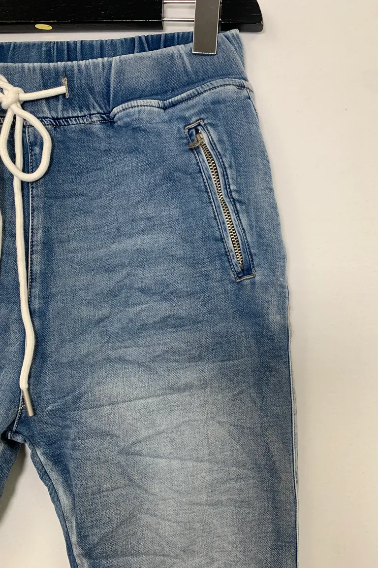 Jeans - Image 3