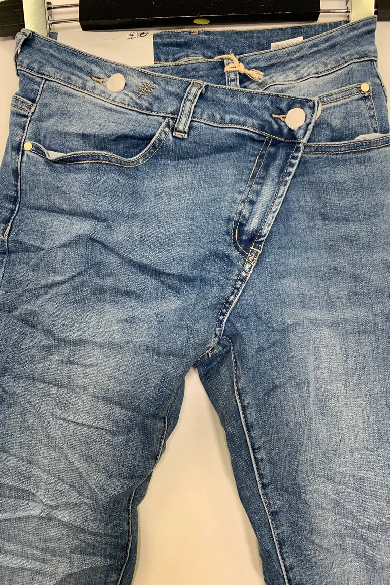 Jeans - Image 3