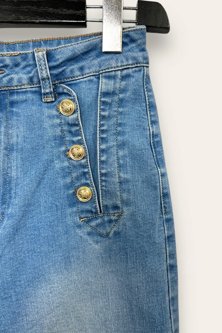 Jeans - Image 2