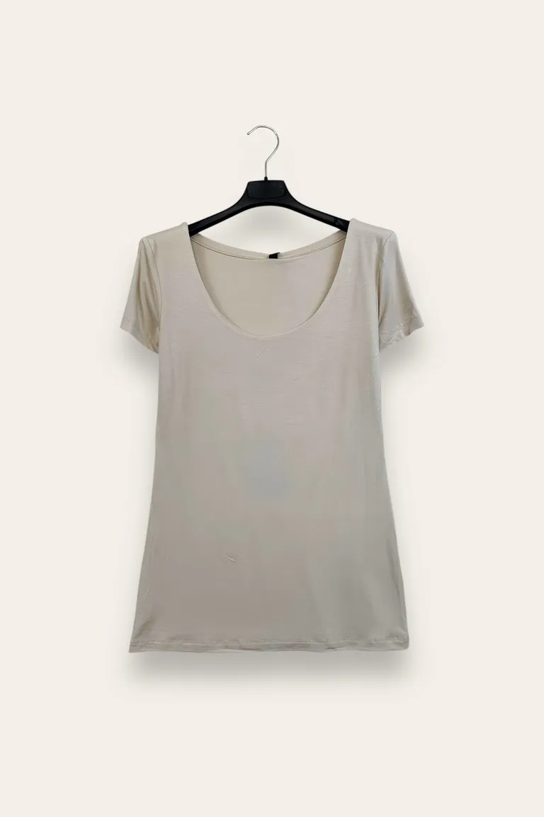 T-shirt - Image 8