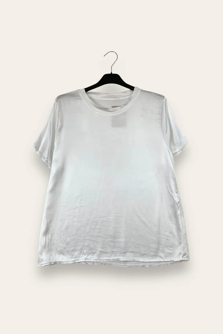 T-shirt - Image 6
