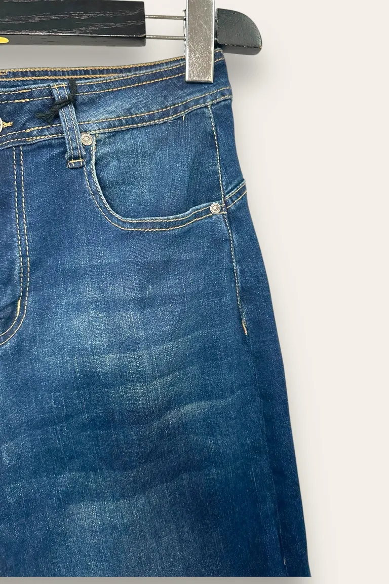 Jeans - Image 2