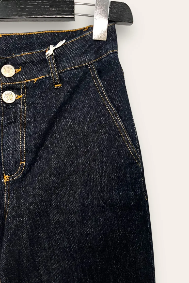 Jeans - Image 2