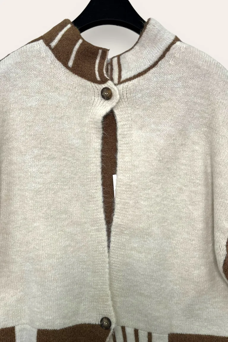 Poncho - Image 4