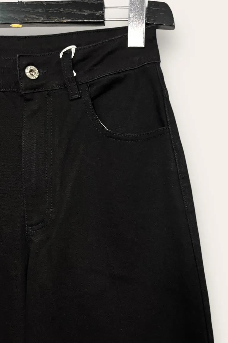 Jeans - Image 2