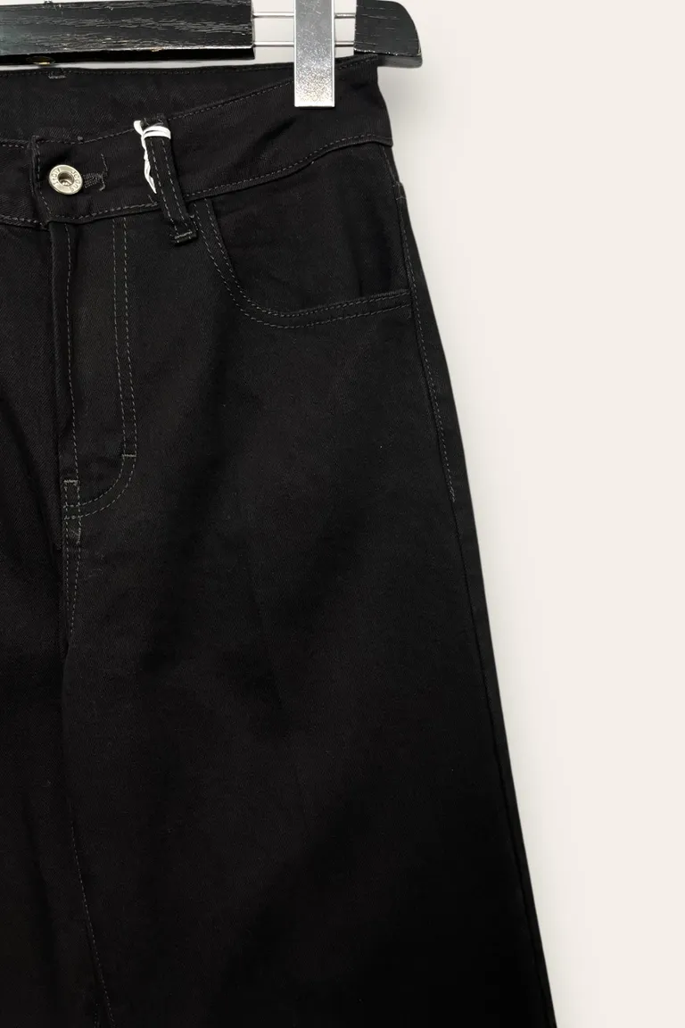 Jeans - Image 2