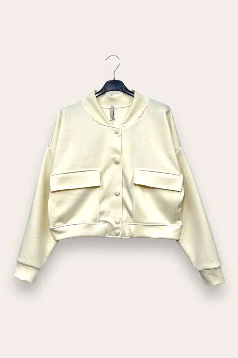 Bomber - Image 13