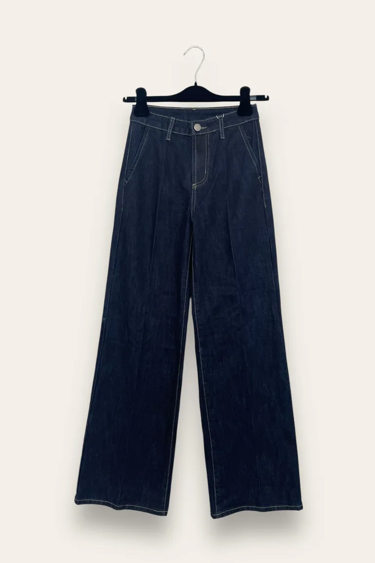 Jeans - Image 1