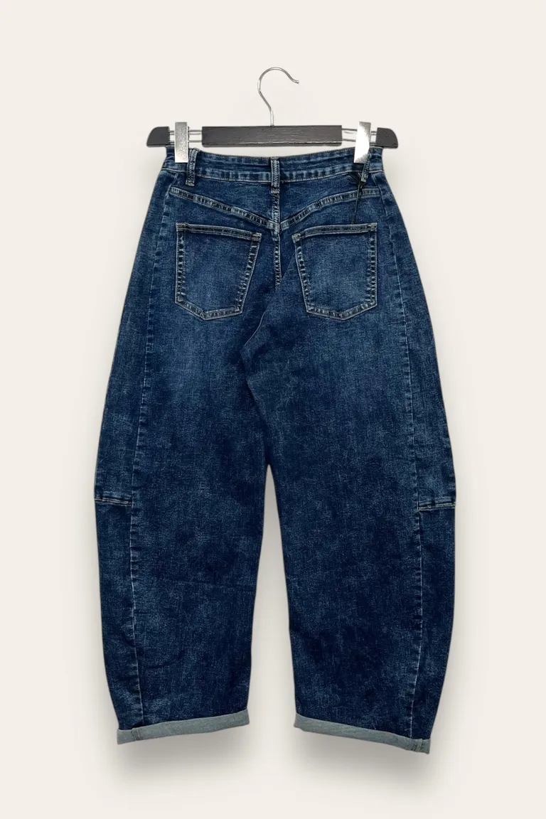 Jeans - Image 2