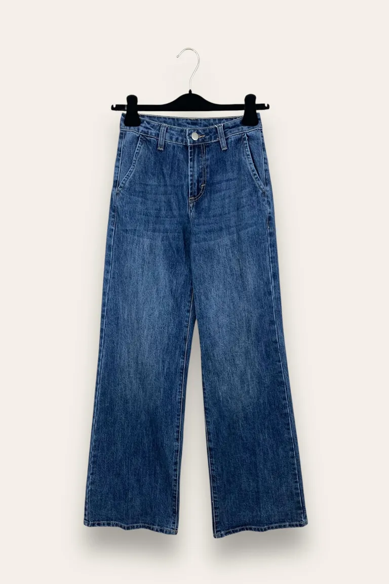 Jeans - Image 1