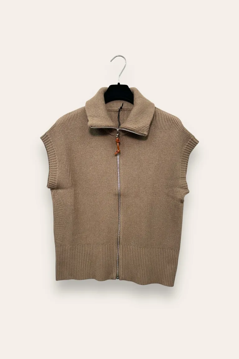 Gilet - Image 1