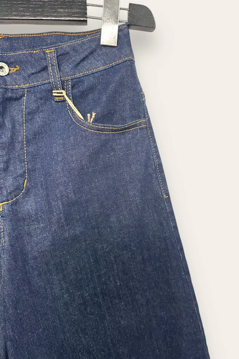 Jeans - Image 2