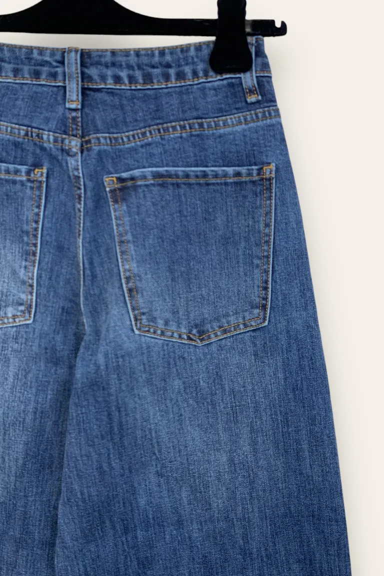 Jeans - Image 4