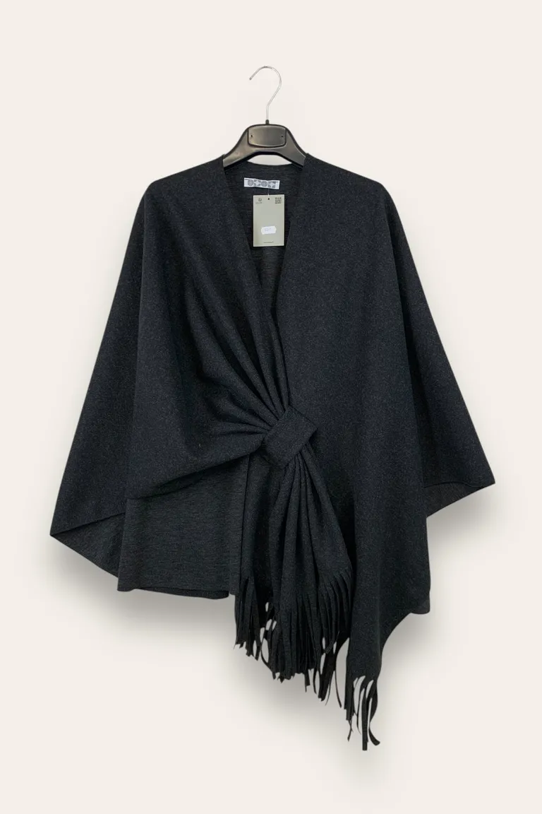 Poncho - Image 8