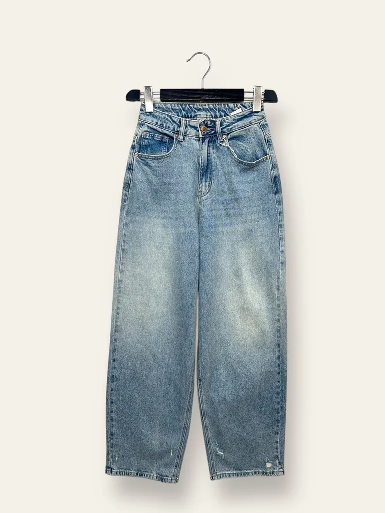 Jeans - Image 1