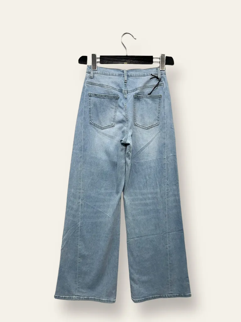 Jeans - Image 3