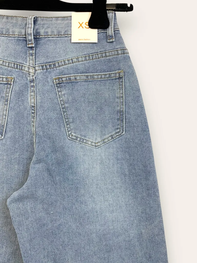 Jeans - Image 4