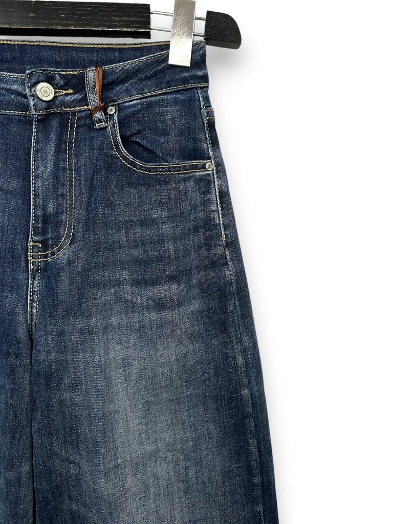 Jeans - Image 2