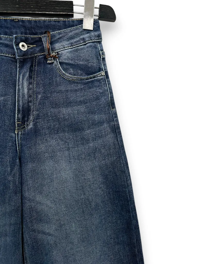 Jeans - Image 2