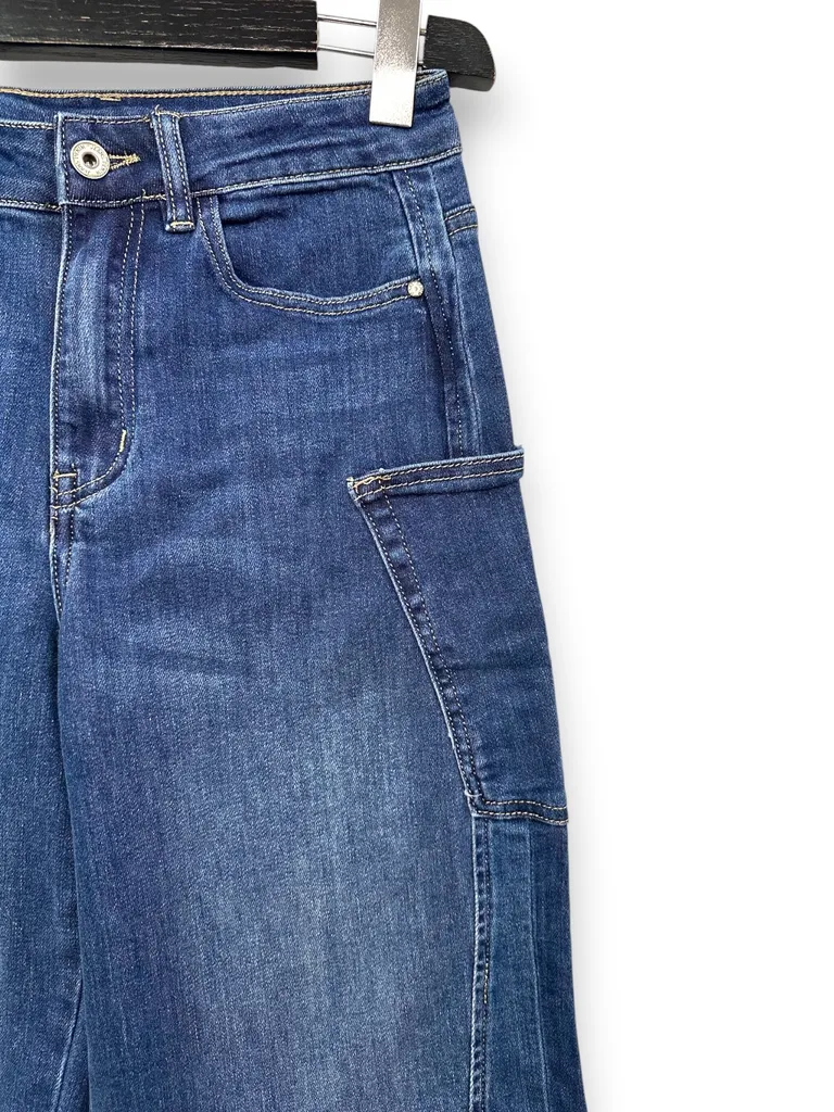 Jeans - Image 2