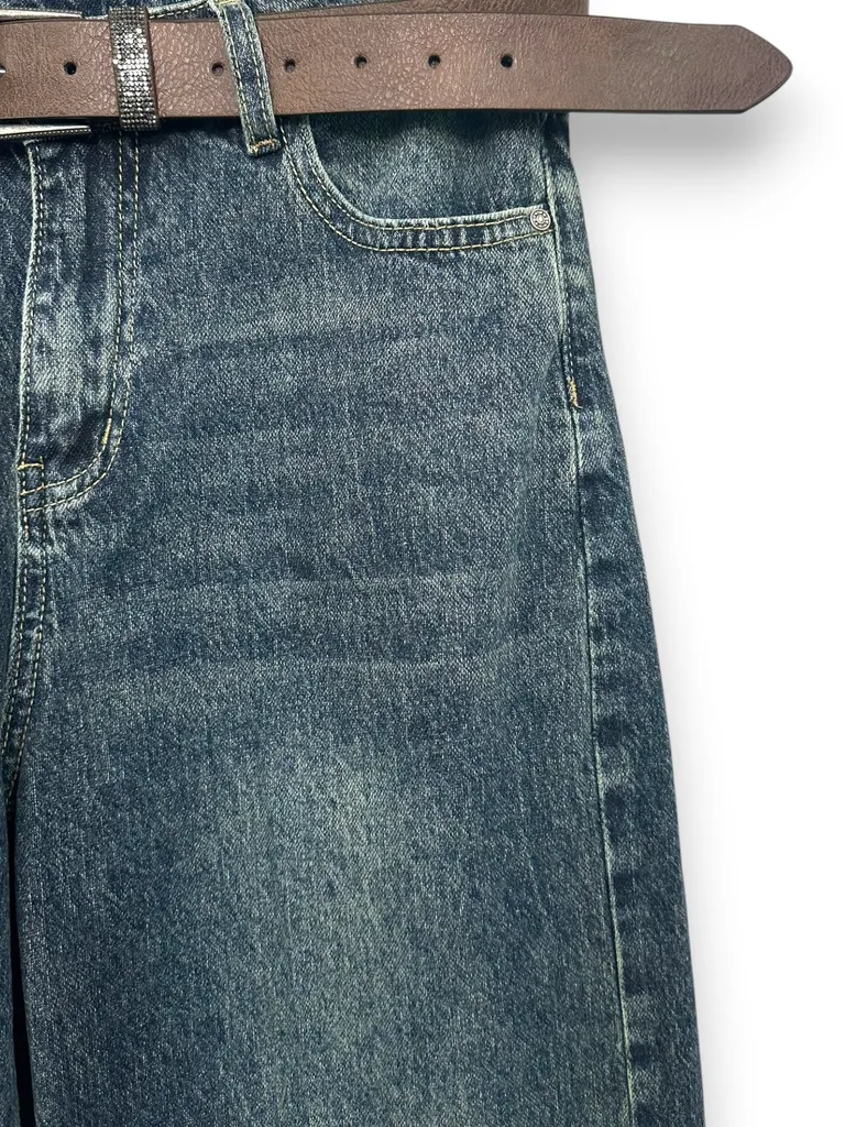 Jeans - Image 2