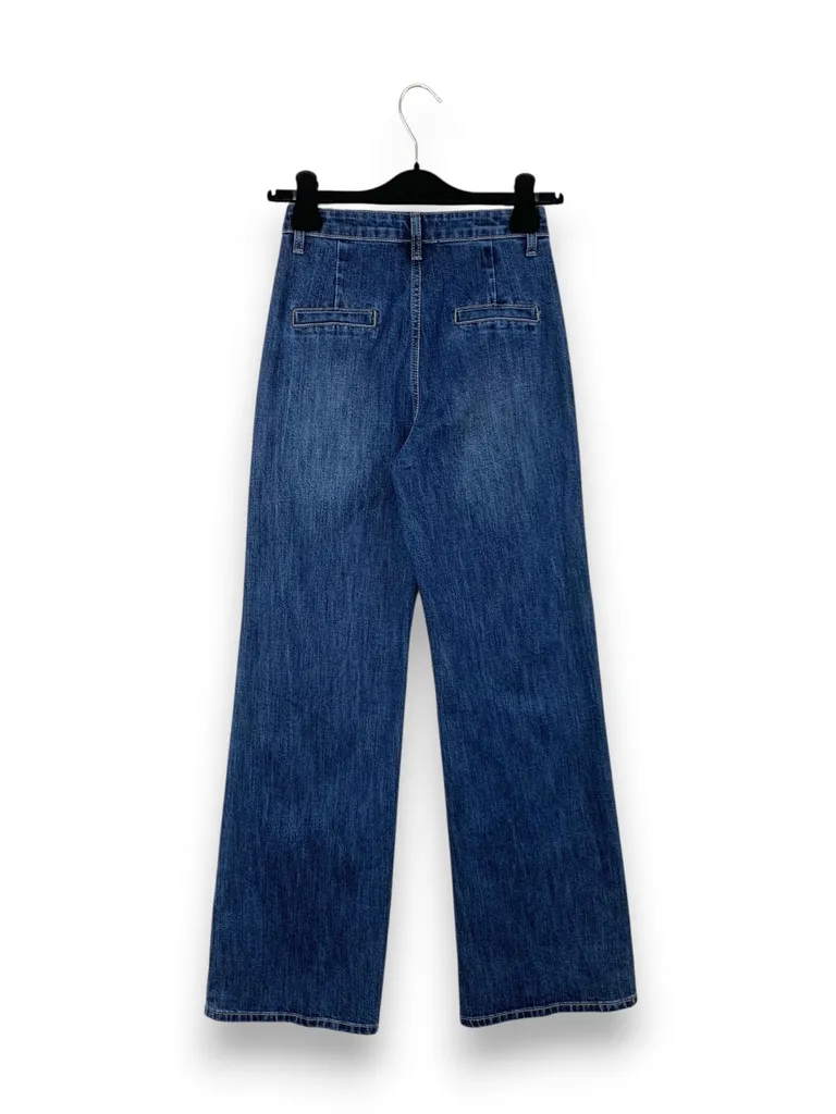 Jeans - Image 2