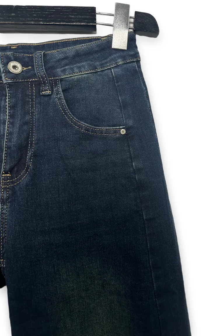 Jeans - Image 2