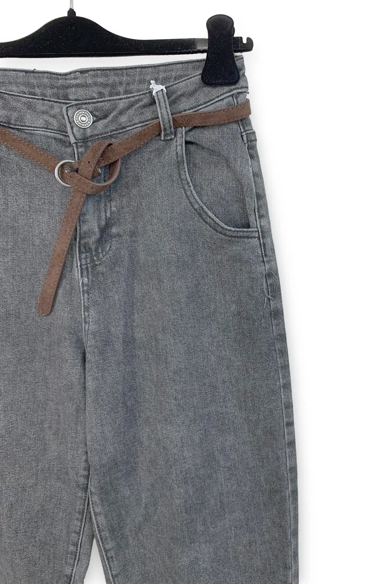 Jeans - Image 2