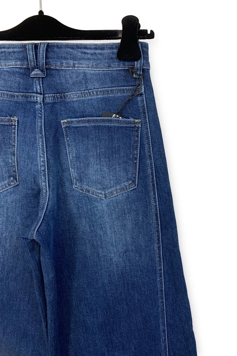 Jeans - Image 4