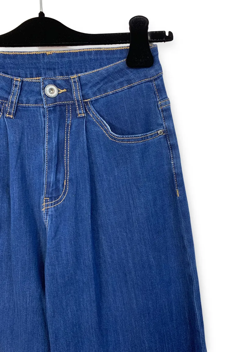 Jeans - Image 2