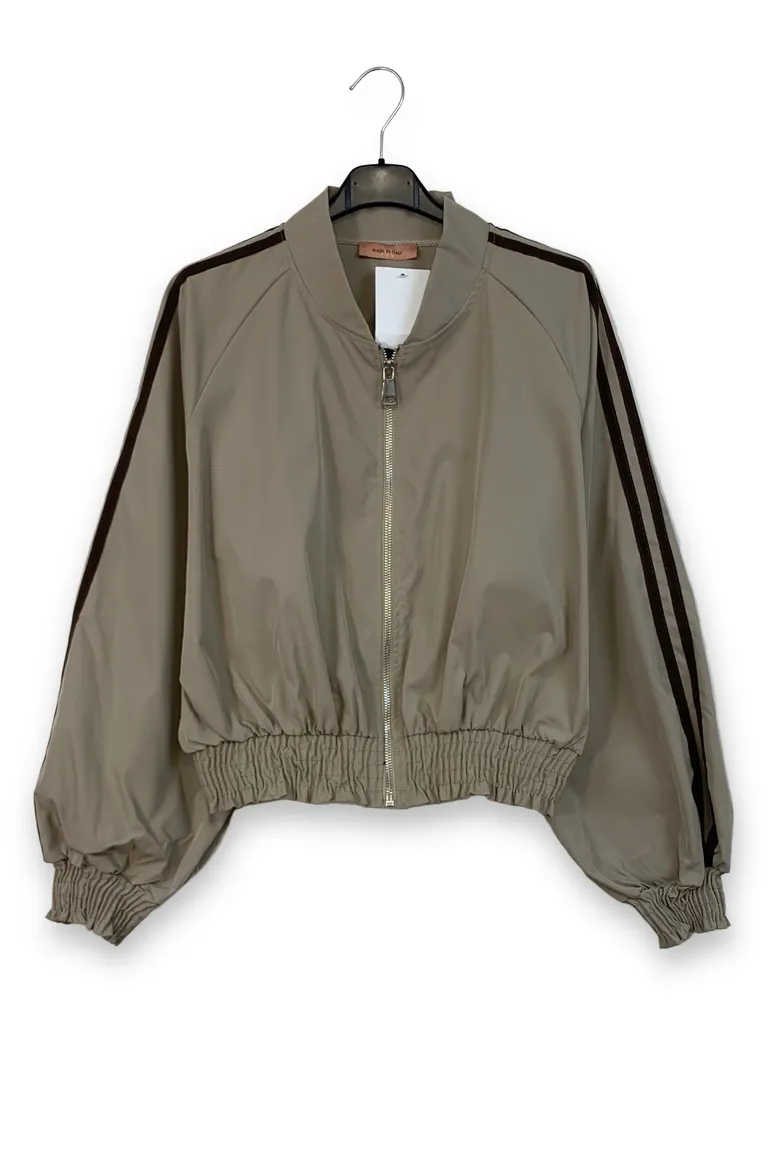 Bomber - Image 7