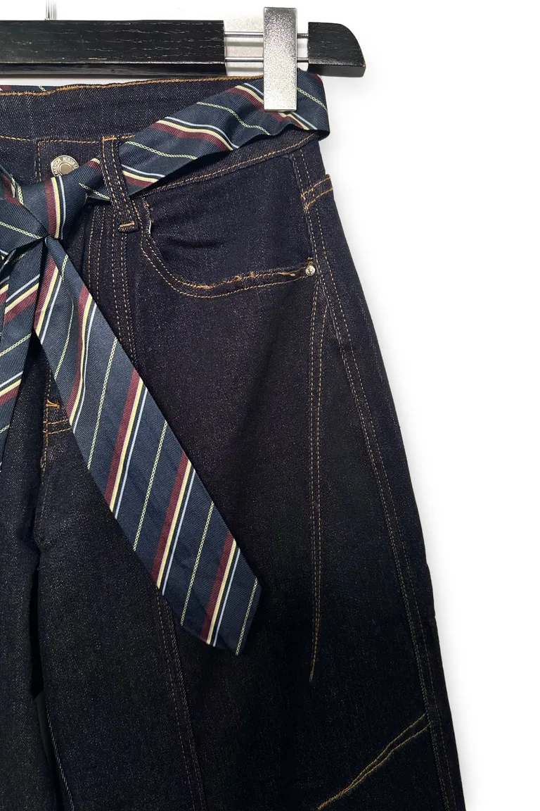 Jeans - Image 2