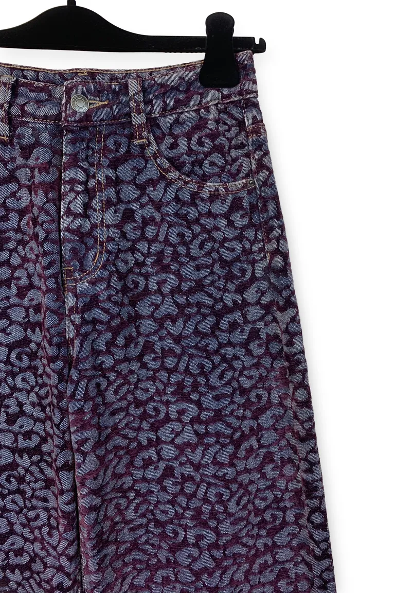 Jeans - Image 2