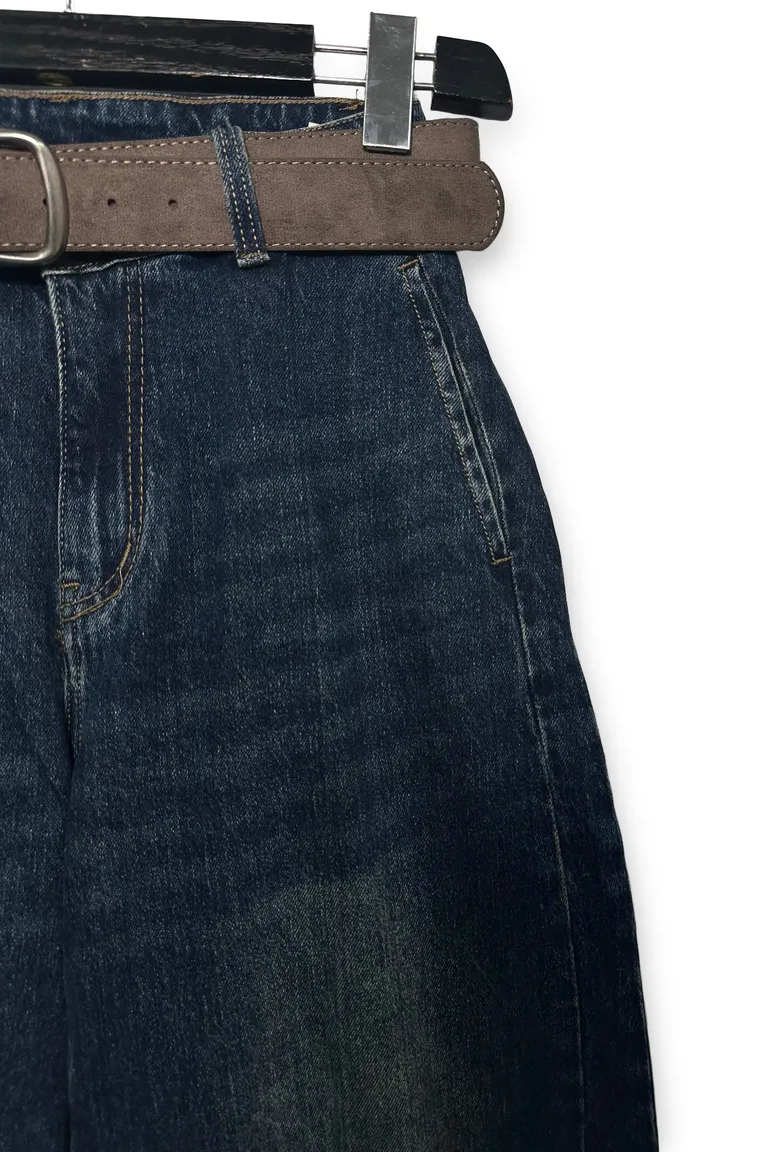 Jeans - Image 2