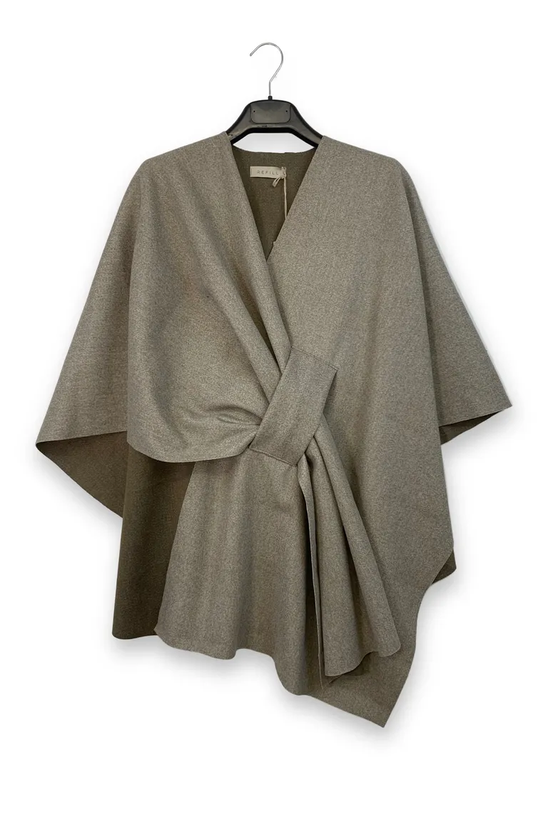 Poncho - Image 4